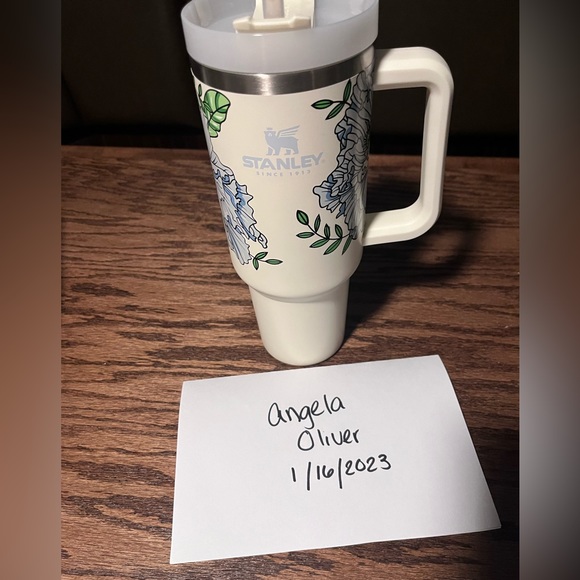 Stanley Cream Floral - Picture 1 of 7